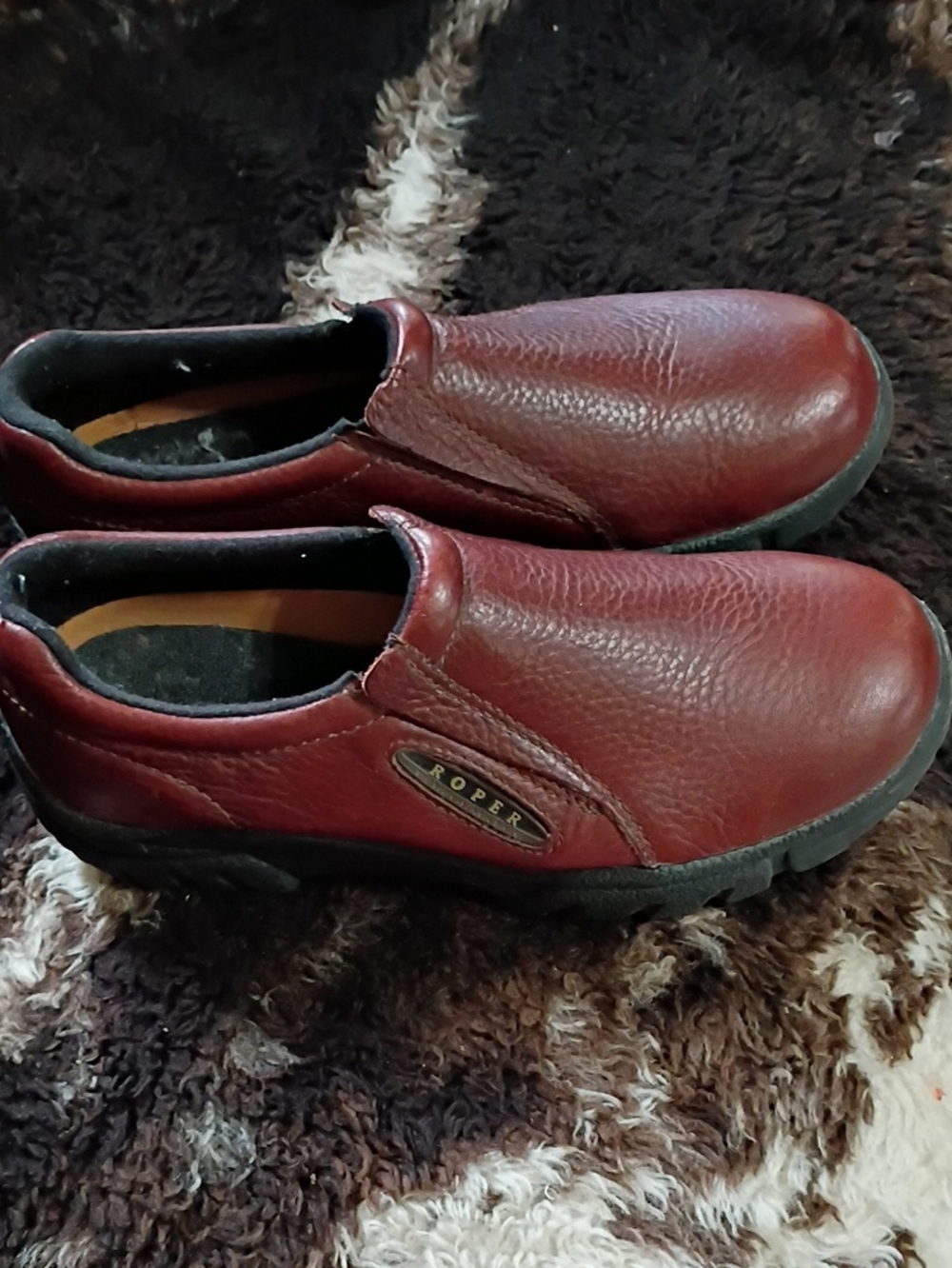 Roper Women’s Slip-On Loafers in Burgundy Red Leather